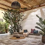 Shellona & Lejlighedshotel Laganas
