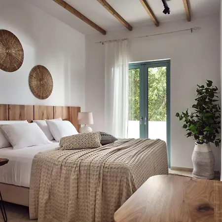 Shellona Rooms&apartments 4*